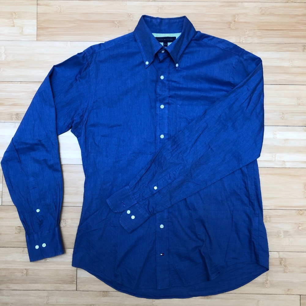 Men's Tommy Hilfiger dress shirt